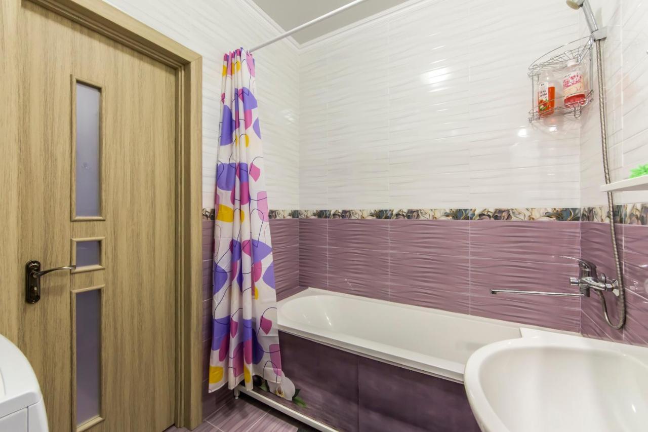 Стильные Апартаменты,Метро Вырлица,Метро Харьковская Kiev Extérieur photo